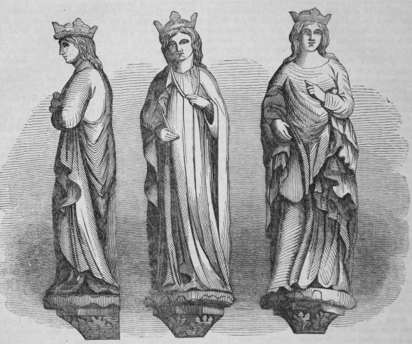 Eleanor Cross - Waltham - Statues