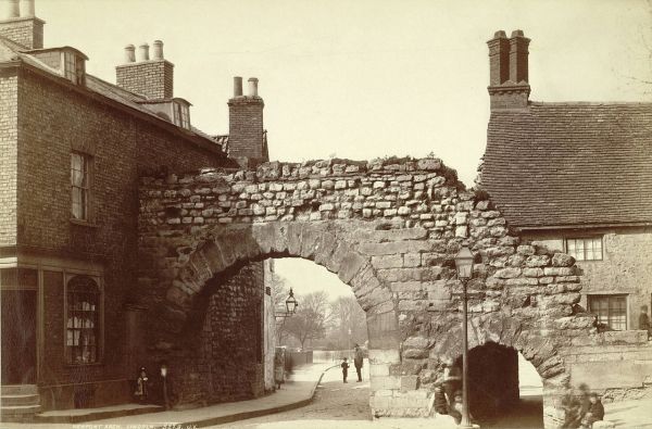Lincoln's Roman North Gate - Newport Arch